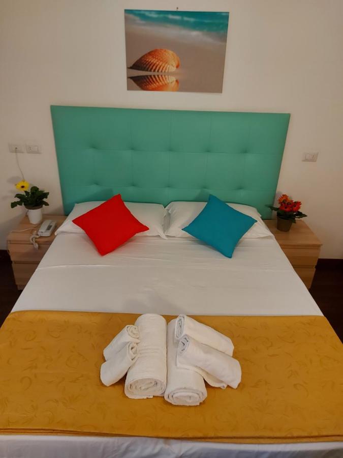 Hotel Senza Pensieri Riccione Exterior photo